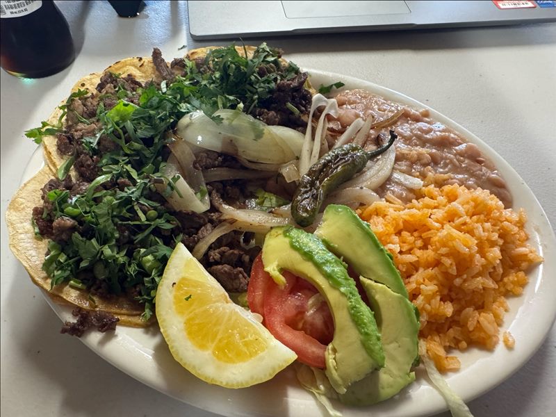 La Mexicana Bakery & Taqueria food
